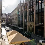 Sunset Boho City Center By Uniquerent